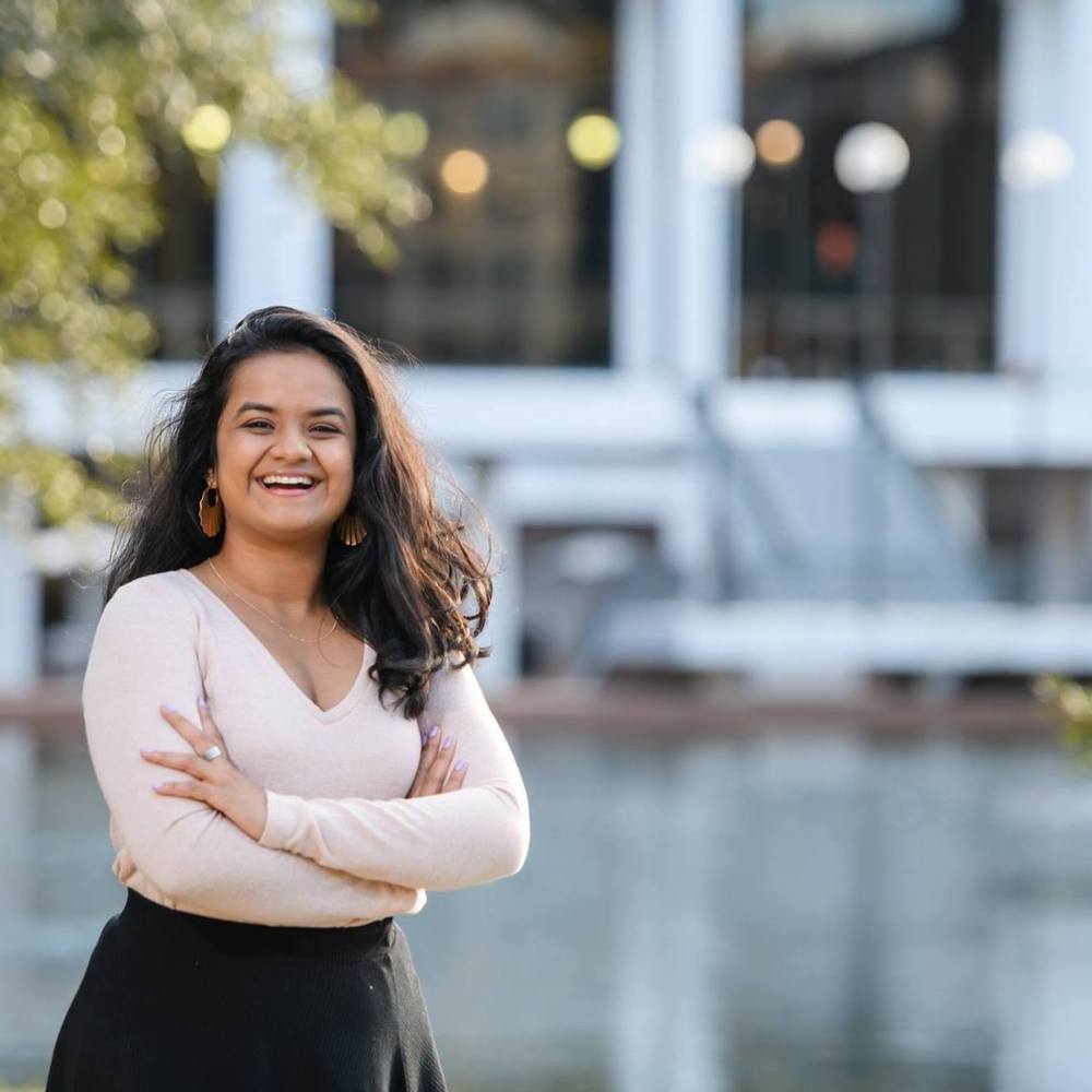 Meet your Posher, Mansi